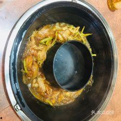 用锅拍头吃瓜,一场别开生面的烹饪盛宴