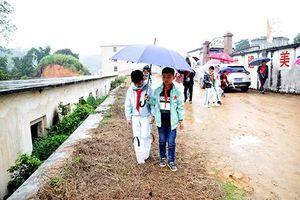 吃瓜汕头蓝天学校,揭秘校园里的“吃瓜”趣事